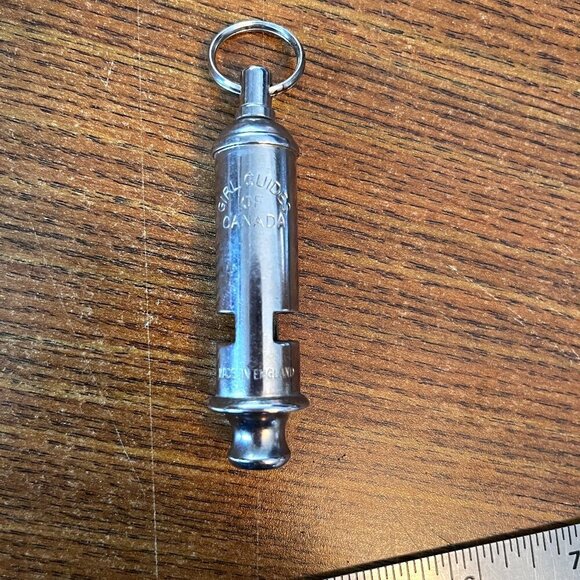 Vintage Girl Guides of Canada Whistle Made in England - Picture 1 of 7